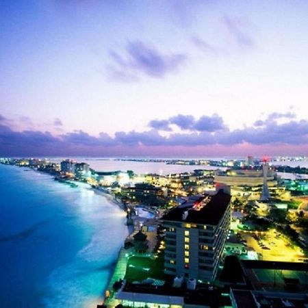Cozy Ocean Front Penthouse At Marlin Beach Appartement Cancún Buitenkant foto
