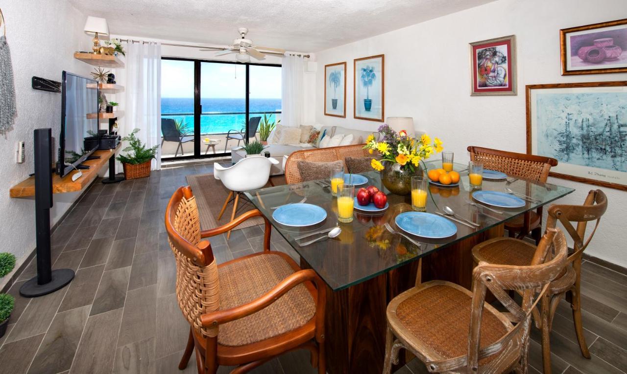 Cozy Ocean Front Penthouse At Marlin Beach Appartement Cancún Buitenkant foto