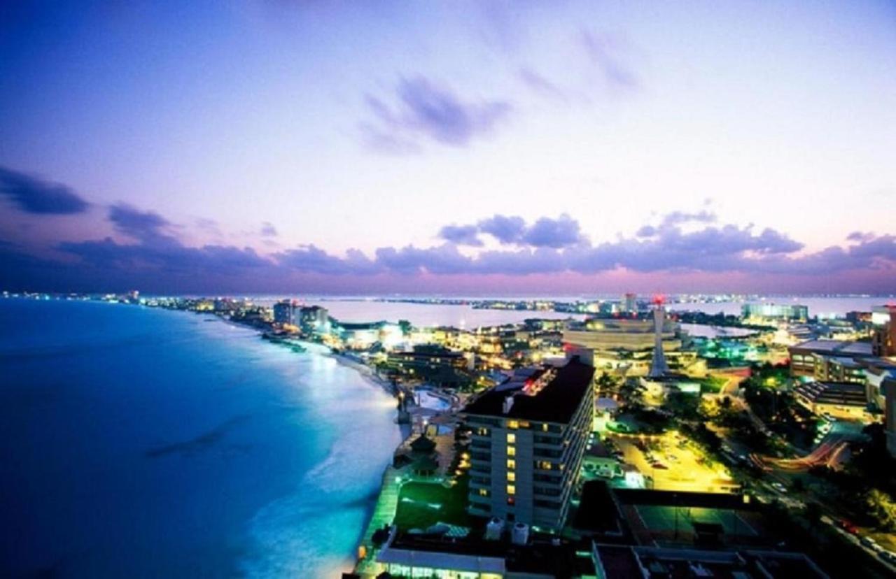 Cozy Ocean Front Penthouse At Marlin Beach Appartement Cancún Buitenkant foto